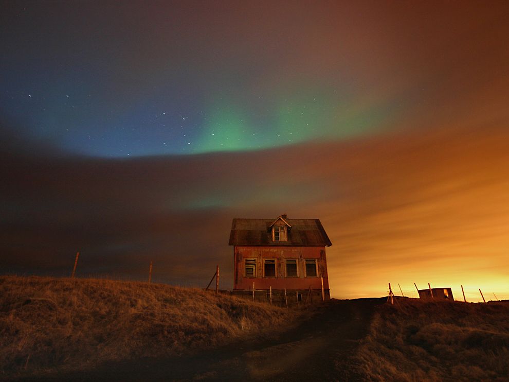 Picture of an aurora over Iceland