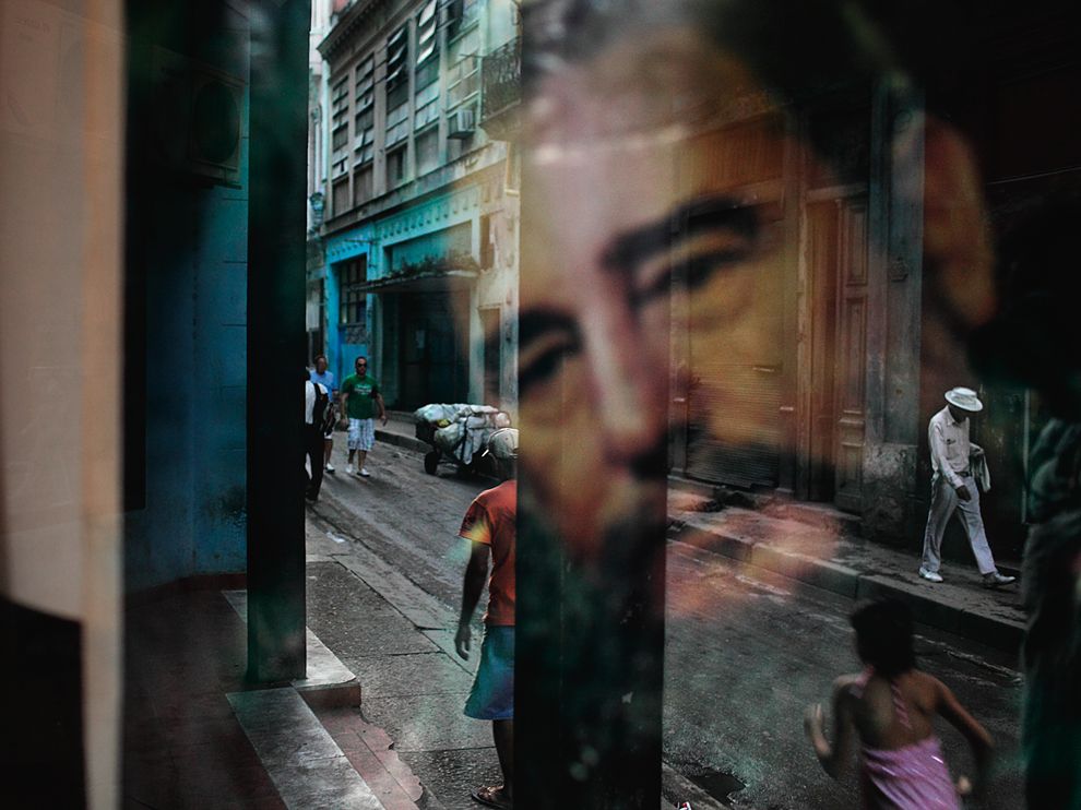 Picture of a neighborhood in Havana, Cuba 